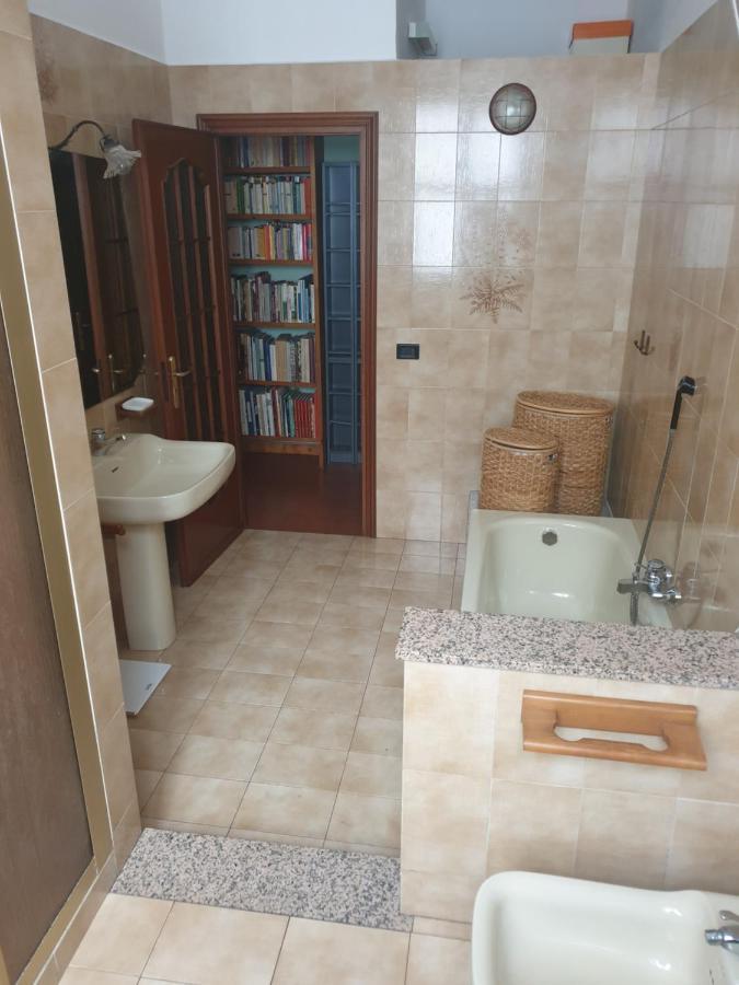 トリノLa Casa Di Chiccaアパートメント エクステリア 写真